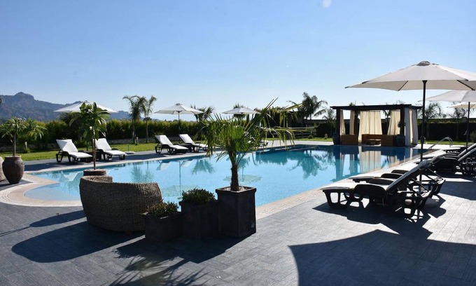Calatabiano House | 260 m² House ∙ 5 bedrooms ∙ 10 guests