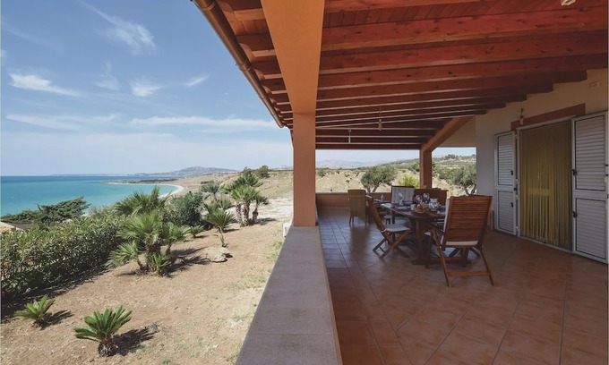 Ribera House | 3 bedroom accommodation in Ribera (AG)