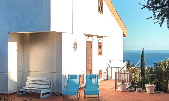 Sant'Onofrio House | 3 bedroom stunning home in Trabia
