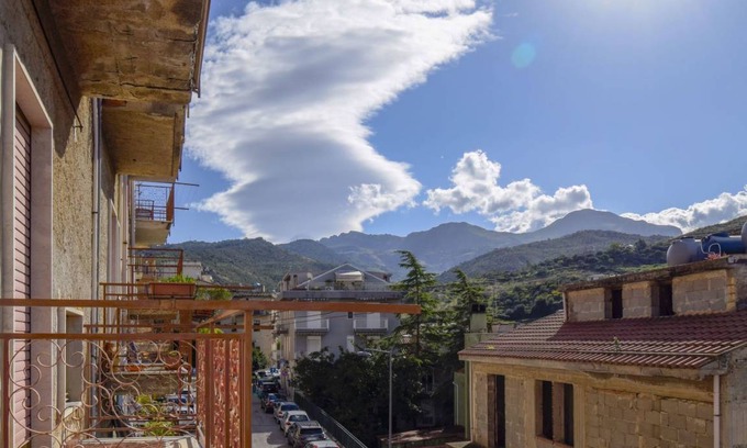 Lascari Apartment | 30 m² Apartment ∙ 1 bedroom ∙ 2 guests
