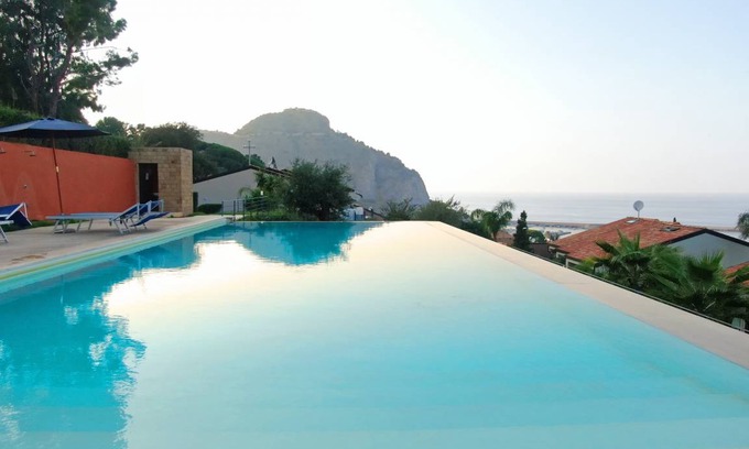 Cefalu Apartment | 30 m² Apartment ∙ 1 bedroom ∙ 2 guests