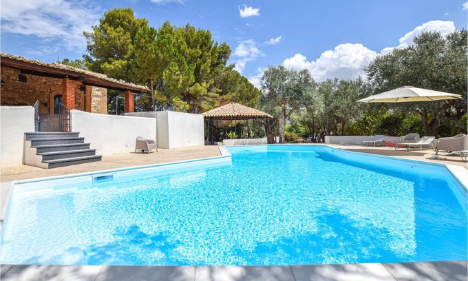 Chiaramonte Gulfi House | 300 m² House ∙ 5 bedrooms ∙ 10 guests
