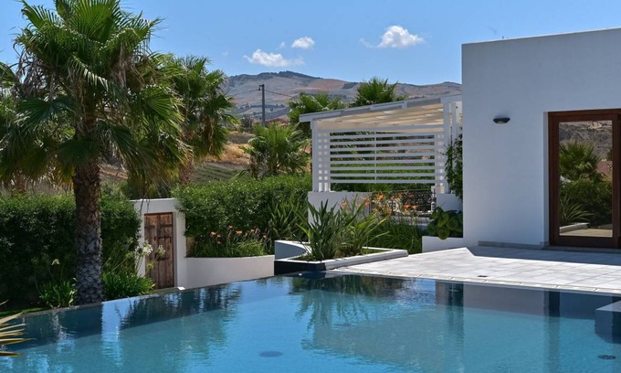 Buseto Palizzolo Villa | 300 m² Villa ∙ 3 bedrooms ∙ 8 guests