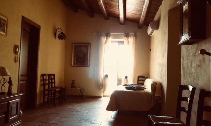 Collesano House | 35 m² Farmhouse ∙ 5 guests