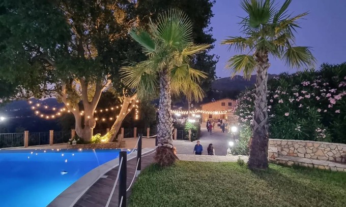 Sant'Angelo di Brolo Cabin | 35 m² Lodge ∙ 1 bedroom ∙ 2 guests