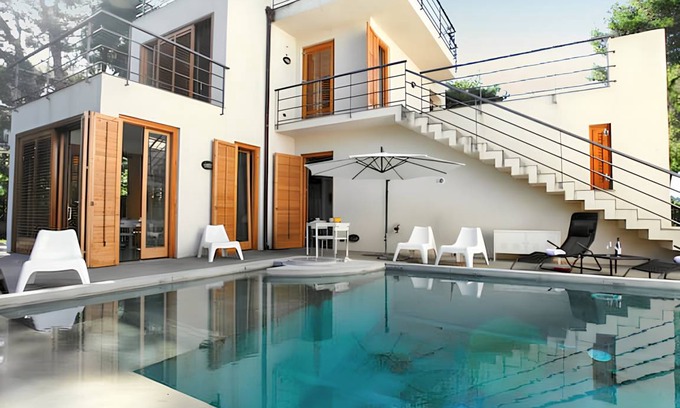 Torre Colonna-sperone Villa | 350 m² Villa ∙ 5 bedrooms ∙ 16 guests