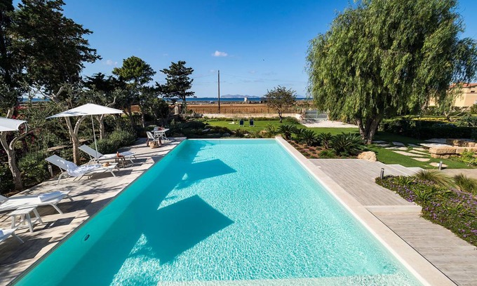 Nubia Villa | 360 m² Villa ∙ 7 bedrooms ∙ 14 guests