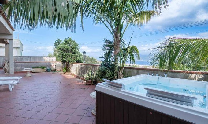 Faro Superiore Villa | 360 m² Villa ∙ 4 bedrooms ∙ 9 guests