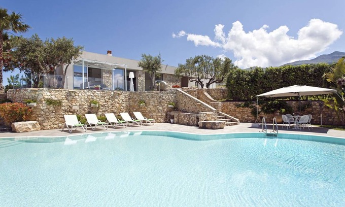 Scopello Villa | 380 m² Villa ∙ 6 bedrooms ∙ 12 guests