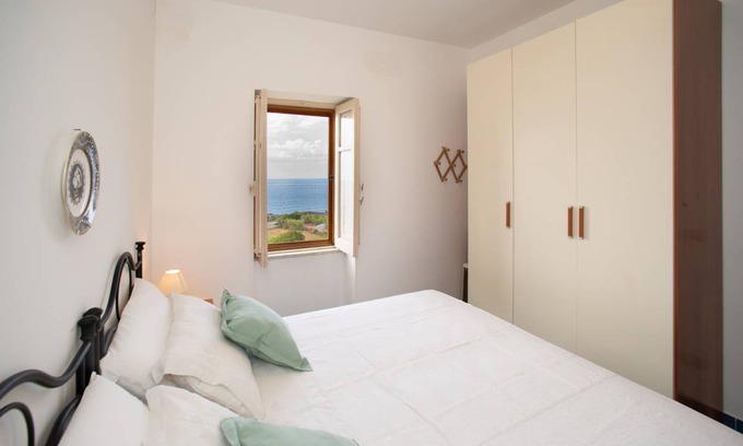 Cefalu Apartment | 40 m² Apartment ∙ 2 bedrooms ∙ 3 guests