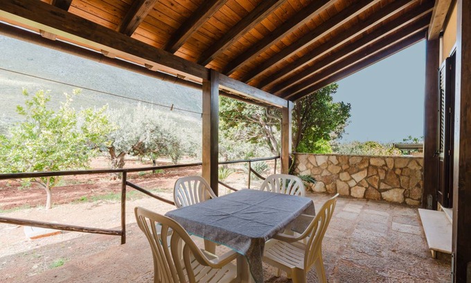 Castelluzzo Apartment | 40 m² Apartment ∙ 1 bedroom ∙ 3 guests