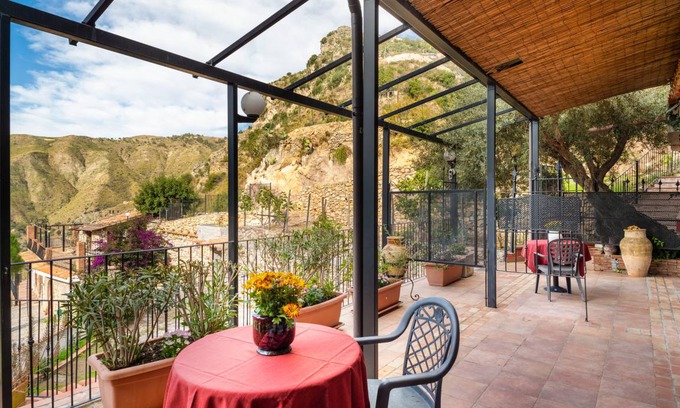 Castelmola Apartment | 40 m² Apartment ∙ 1 bedroom ∙ 2 guests