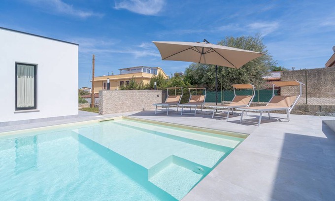 Avola Villa | 40 m² Villa ∙ 1 bedroom ∙ 4 guests