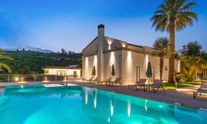 Mascali House | 400 m² House ∙ 6 bedrooms ∙ 12 guests