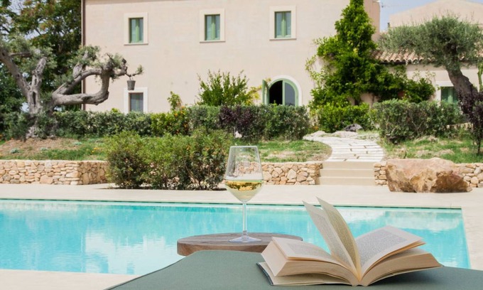Aragona Villa | 450 m² Villa ∙ 7 bedrooms ∙ 14 guests
