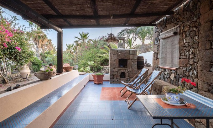 Pantelleria Apartment | 50 m² Apartment ∙ 1 bedroom ∙ 2 guests