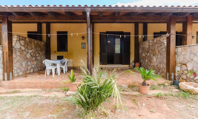 Castelluzzo House | 50 m² House ∙ 1 bedroom ∙ 3 guests