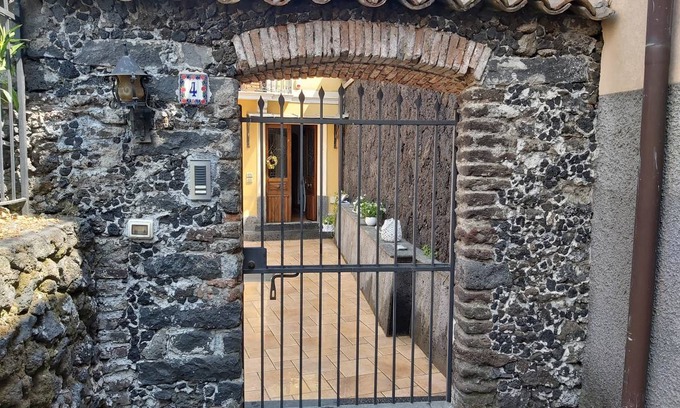 Trecastagni House | 50 m² House ∙ 1 bedroom ∙ 4 guests
