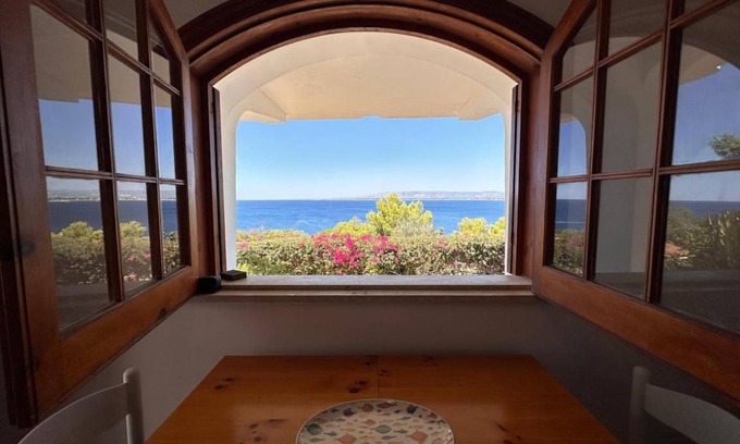 Plemmirio House | 50 m² House ∙ 1 bedroom ∙ 2 guests