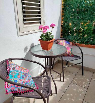Grottasanta House | 50 m² House ∙ 1 bedroom ∙ 4 guests