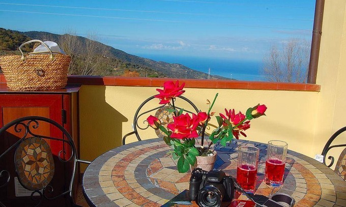 Tusa House | 50 m² House ∙ 1 bedroom ∙ 2 guests