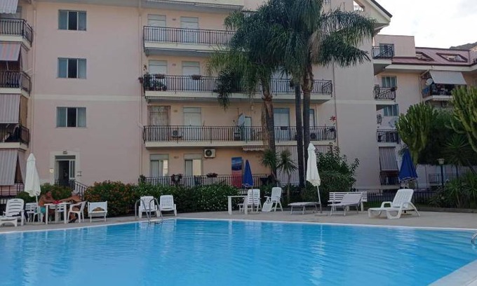 Calatabiano Apartment | 50 m² Serviced apartment ∙ 5 guests