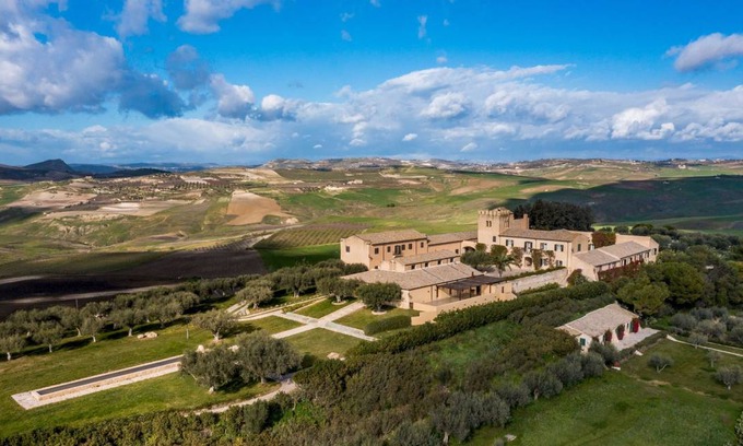 Butera Villa | 500 m² Villa ∙ 7 bedrooms ∙ 14 guests
