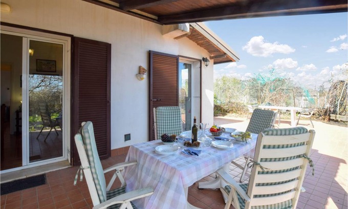 Milo House | 55 m² Maisonette ∙ 1 bedroom ∙ 4 guests