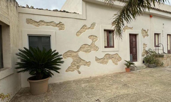 Chiaramonte Gulfi Apartment | 55 m² Serviced apartment ∙ 4 guests