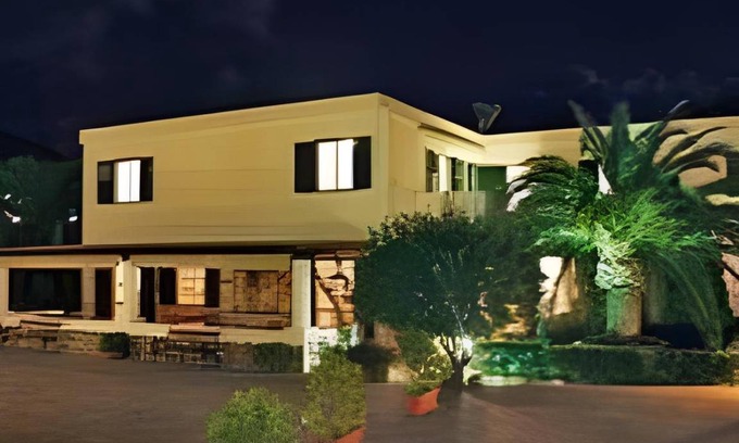 Lipari Historic Centre Apartment | 55 m² Serviced apartment ∙ 5 guests