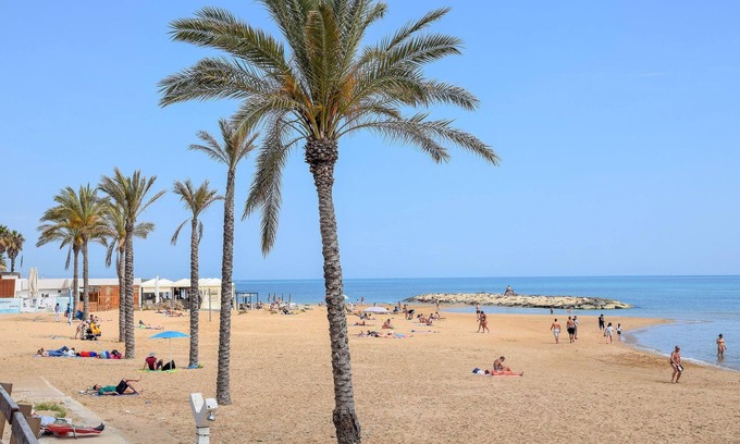 Marina di Ragusa House | 6 bedroom accommodation in Marina di Ragusa