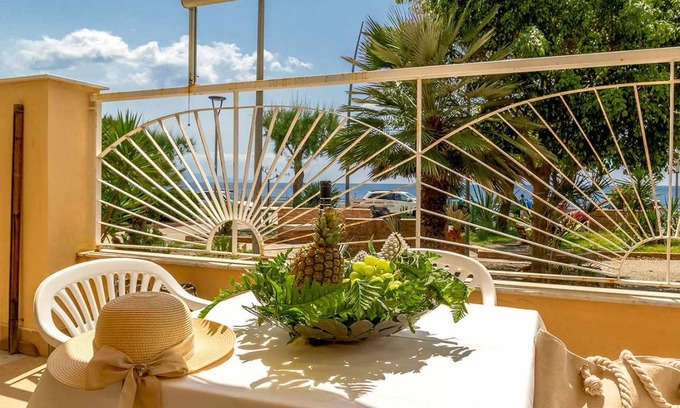 Roccalumera Apartment | 60 m² Apartment ∙ 2 bedrooms ∙ 4 guests