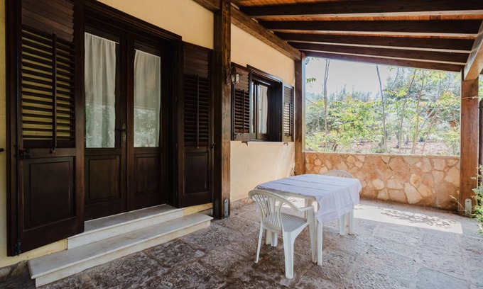 Castelluzzo House | 60 m² House ∙ 1 bedroom ∙ 3 guests