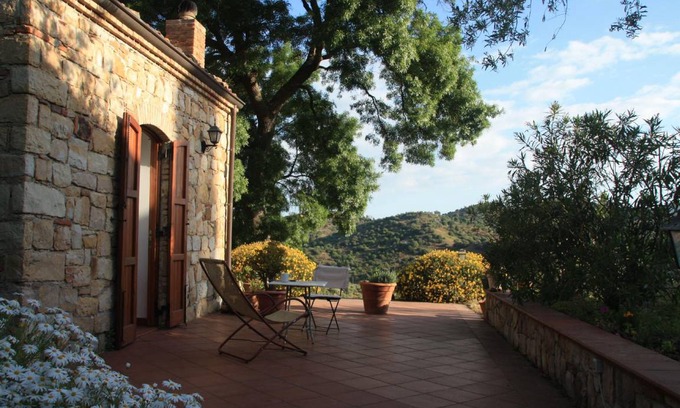 Geraci Siculo House | 60 m² House ∙ 1 bedroom ∙ 4 guests