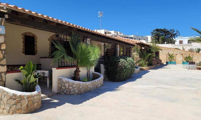 Lampedusa Apartment | 62 m² Apartment ∙ 1 bedroom ∙ 3 guests