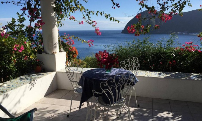 Canneto Apartment | 65 m² Apartment ∙ 2 bedrooms ∙ 4 guests