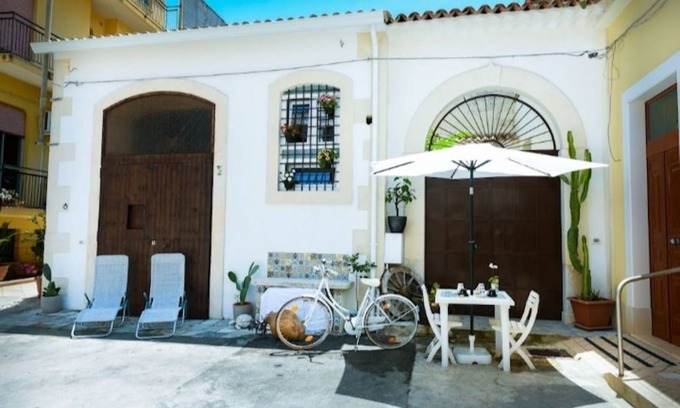 Avola House | 65 m² House ∙ 1 bedroom ∙ 5 guests