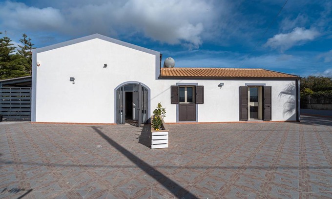 Santa Maria del Focallo Apartment | 70 m² Apartment ∙ 2 bedrooms ∙ 4 guests