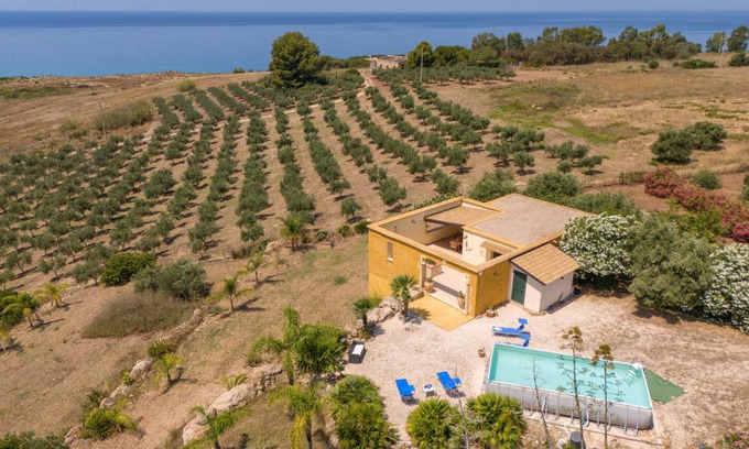 Ribera House | 70 m² House ∙ 2 bedrooms ∙ 6 guests
