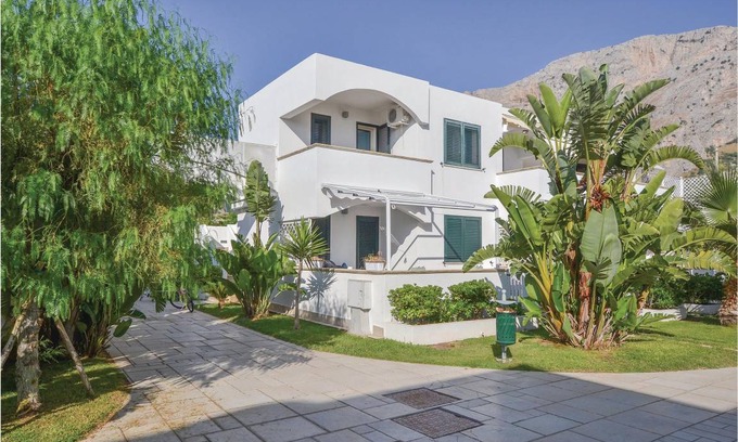 Isola delle Femmine Apartment | 75 m² Apartment ∙ 2 bedrooms ∙ 4 guests
