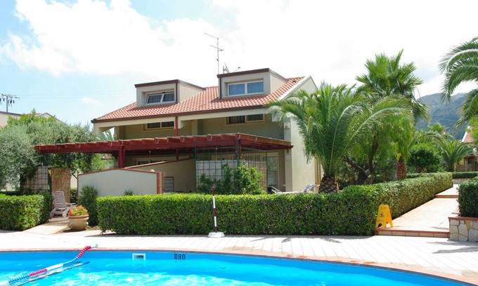 Mazzaforno Apartment | 75 m² Apartment ∙ 2 bedrooms ∙ 3 guests