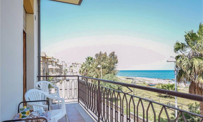 Marina di Caronia Apartment | 80 m² Apartment ∙ 2 bedrooms ∙ 4 guests