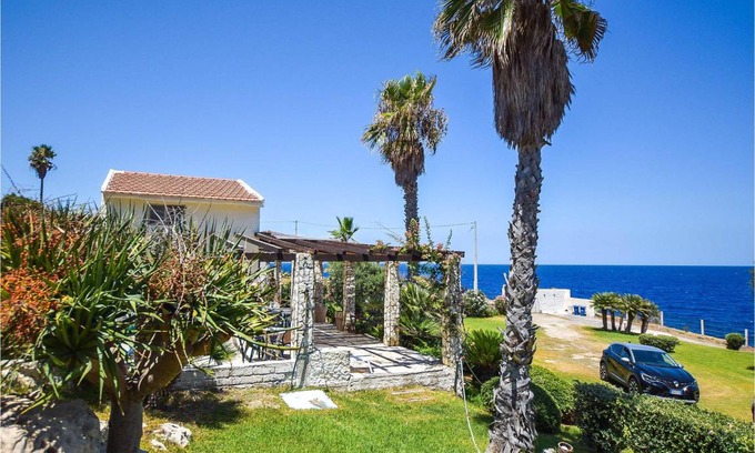 Brucoli House | 80 m² House ∙ 1 bedroom ∙ 4 guests
