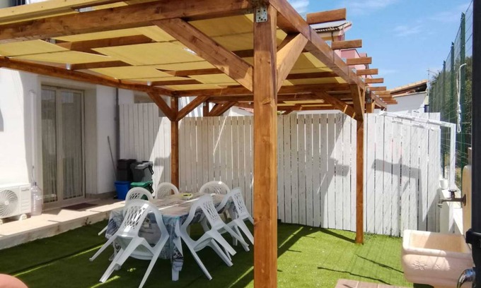 Brucoli House | 80 m² House ∙ 2 bedrooms ∙ 6 guests