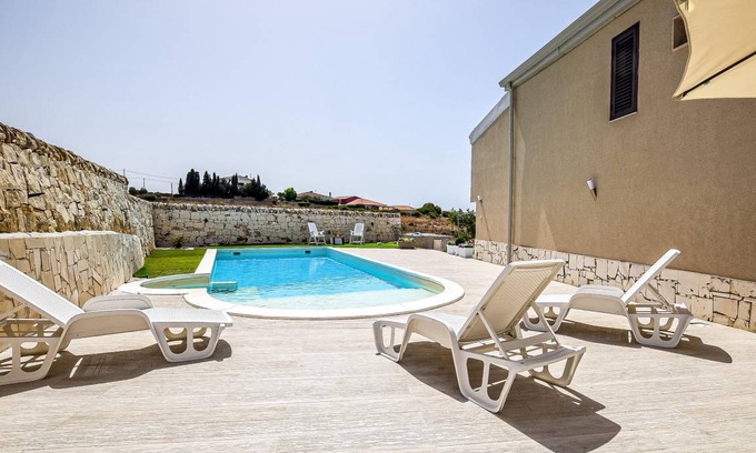 Ragusa House | 80 m² Maisonette ∙ 2 bedrooms ∙ 5 guests
