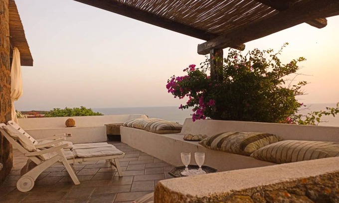 Pantelleria House | 84 m² House ∙ 5 bedrooms ∙ 11 guests