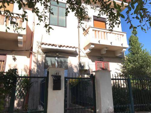 Partanna Apartment | 90 m² Apartment ∙ 2 bedrooms ∙ 6 guests
