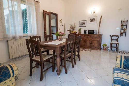 Riposto Apartment | 90 m² Apartment ∙ 3 bedrooms ∙ 5 guests