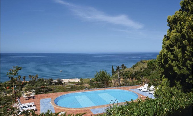 Torre Colonna-sperone House | 90 m² House ∙ 3 bedrooms ∙ 5 guests