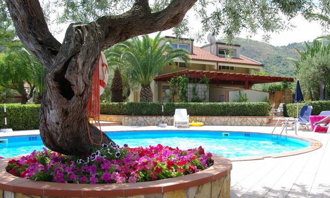 Mazzaforno Apartment | Apartment ∙ 2 bedrooms ∙ 5 guests